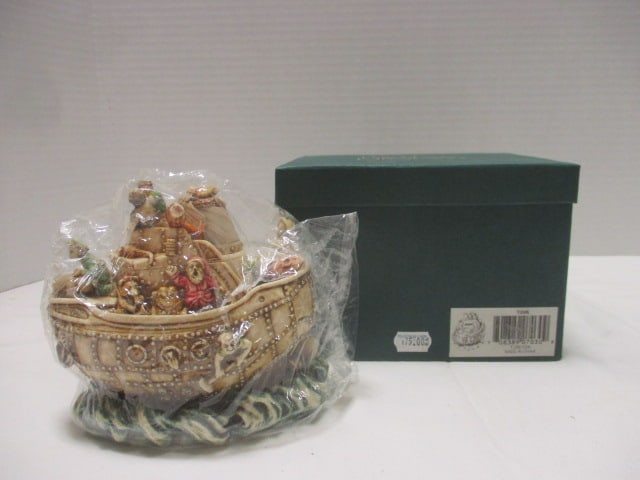 Harmony Kingdom Y2HK Trinket Box w/Box: .