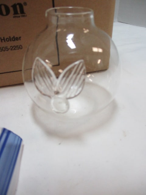 Lillian Vernon Placecard Vases Holders, Acrylic & Brass Napkin Rings - 3