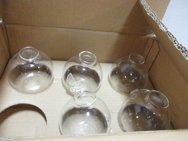 Lillian Vernon Placecard Vases Holders, Acrylic & Brass Napkin Rings - 4