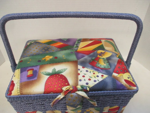 Vtg. Quilted Lidded Sewing Basket - 2