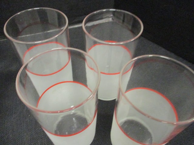 Mid Century 1950's Pitcher & Glasses Set (11 PC) - 7