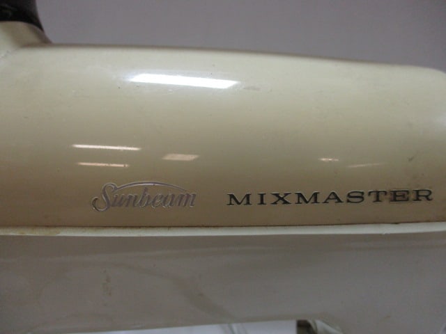 Sunbeam Mix Master Mixer - 2
