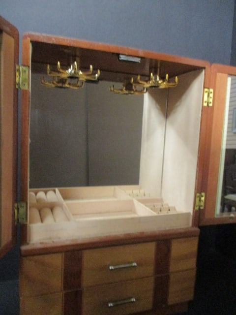 Vintage Art Deco Style Jewelry Case - 2