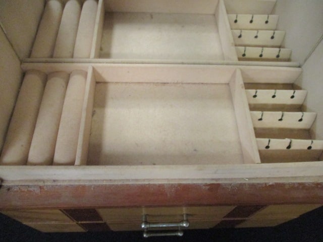 Vintage Art Deco Style Jewelry Case - 3