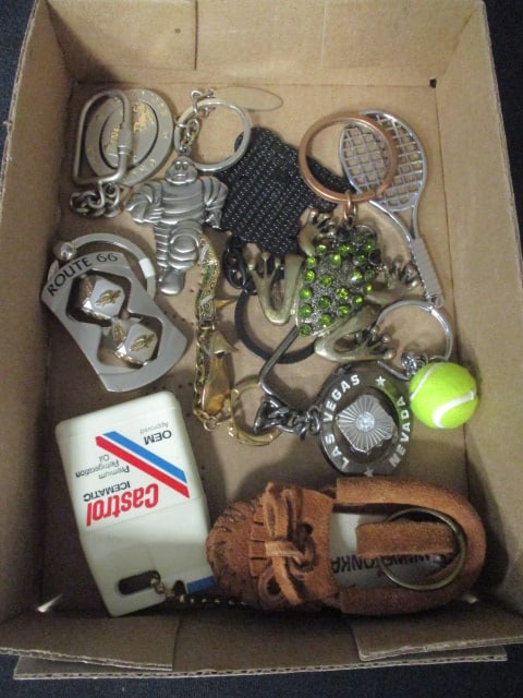 Grouping of Vintage Novelty Keychains (1 of 4)