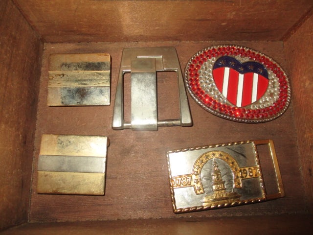 17 Old Western and Novelty Themed Belt Buckles - 5