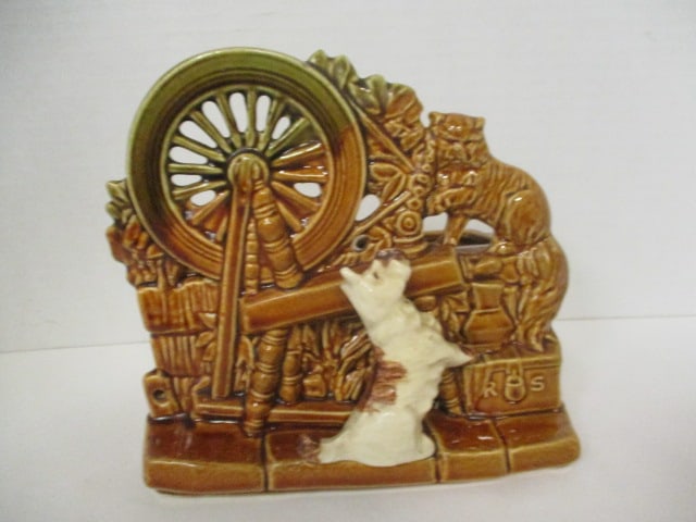 1940-50's McCoy Scottie Dog & Cat Spinning Wheel Planter: 6 3/4"h, excellent condition