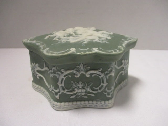 Circa 1980-1910 Schafer & Vater German Jasperware Trinket Box and Classical Scene Vase - 2