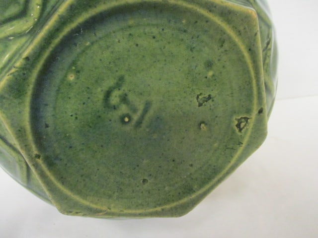 Circa 1910-20 Green Salt Glaze Stoneware Mixing Bowl - 3
