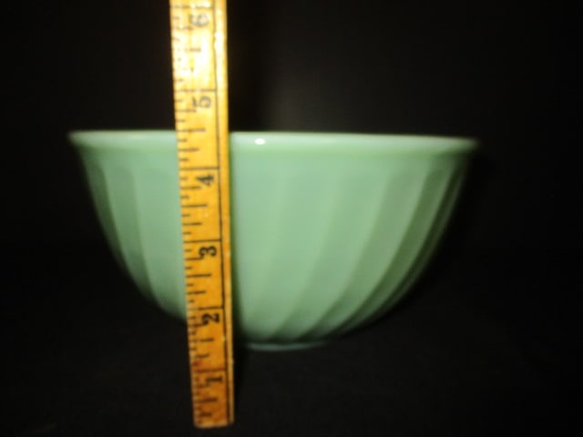 Circa 1940-50's Fire King Jadeite Swirl Design Mixing Bowl - 5