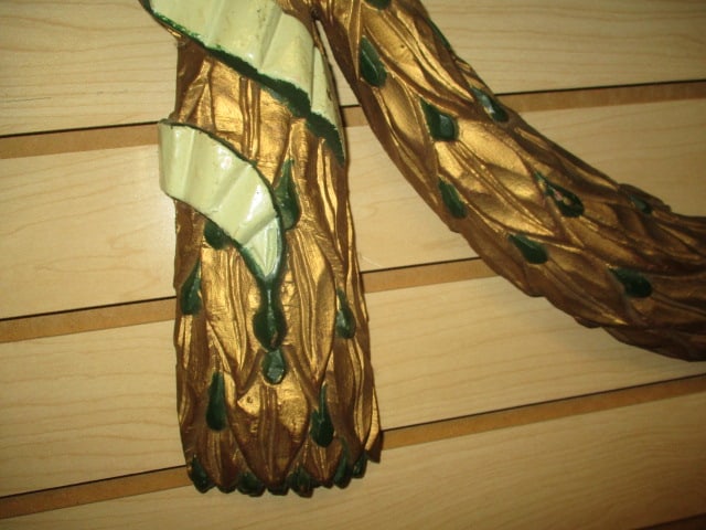Handpainted Carved Wood Wall Swag Adornment - 3