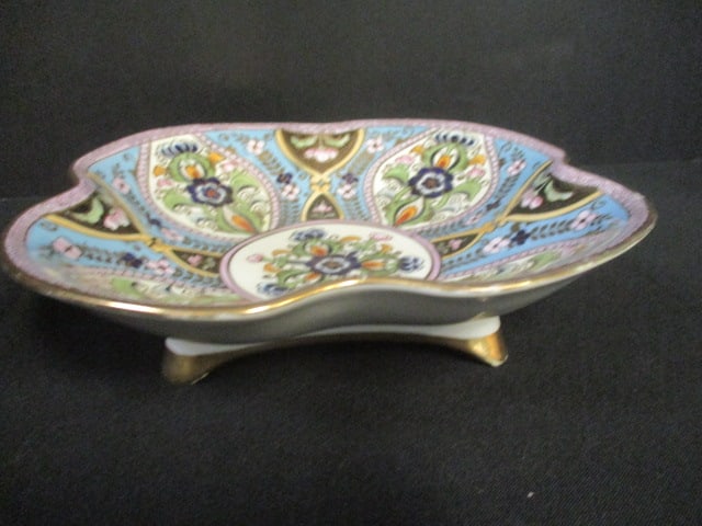 Antique Early 1900's Handpainted Nippon Morimura Brox Footed Bowl: 9 1/4"dia x 2 1/4"h, marked in green with old style "M" and wreath, Gorgeous intricate design