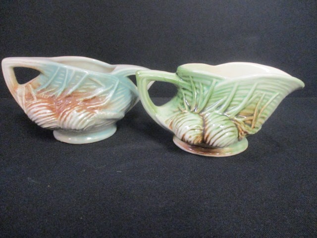 Midcentury McCoy Pinecone Design Creamer and Open Sugar Bowl (1 of 6)