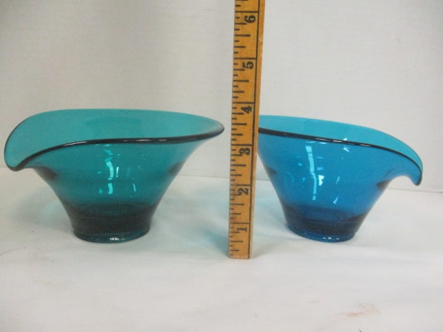 Two Midcentury Viking Epic Line Teardrop Bowls - 7