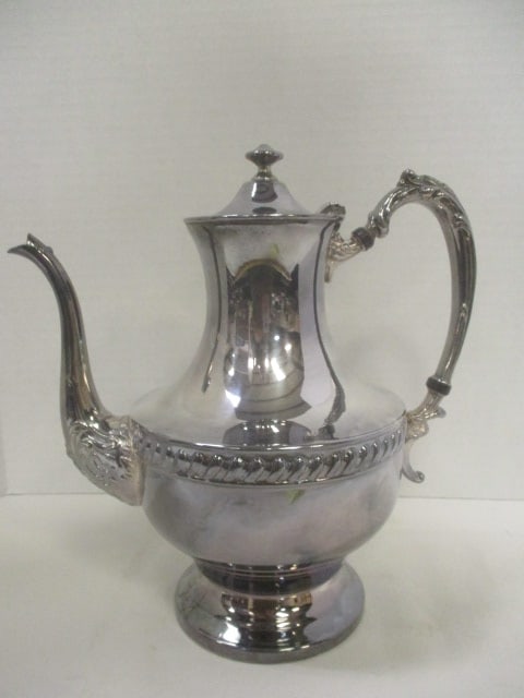 Silverplate Coffee/Tea Pot (1 of 7)