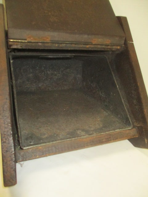 Circa 1880 Antique Victorian Coal Scuttle with Original Shovel - 2