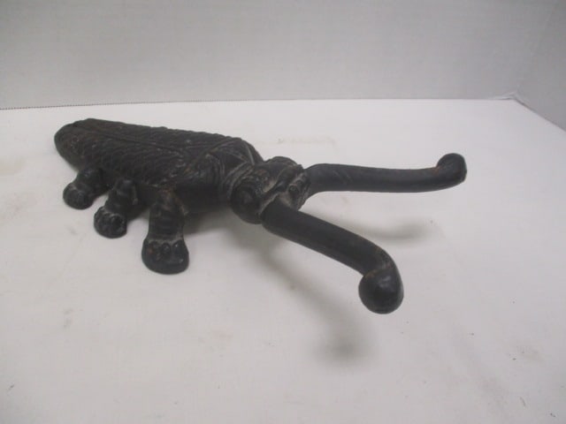 Vintage Cast Iron Beetle Boot Jack: 10 1/2" long
