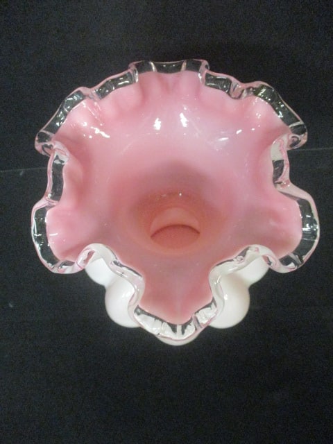 Circa 1940-50 Fenton Pink Crest Melon Ruffle Vase - 2