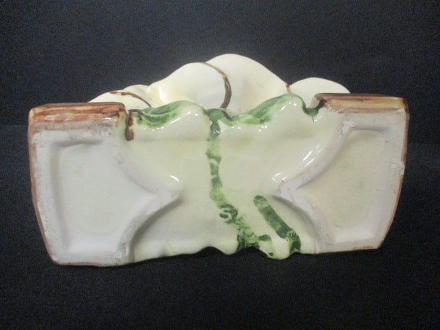 1940's McCoy Triple Tulip Vase - 3