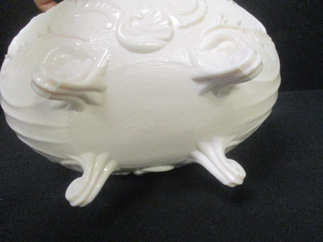 Circa 1950's Jeanette Pink Milk Glass "Lombardi" Footed Fruit Bowl - 3