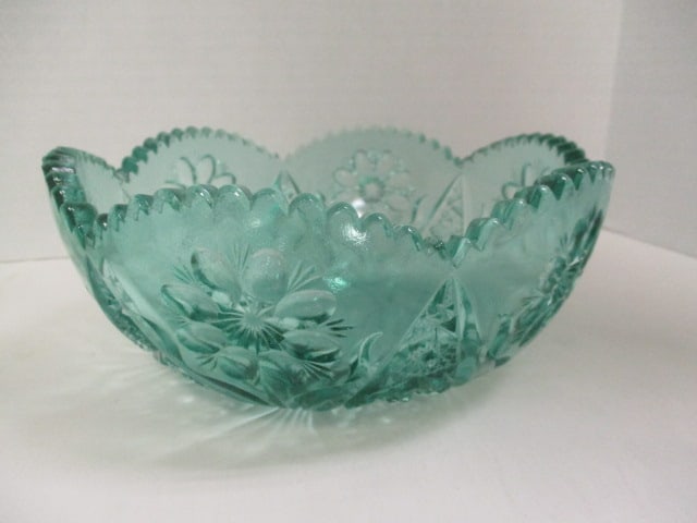 Anchor Hocking Forest Green Glass Bubble Bowl and Teal Daisy and Hobstar Bowl - 4