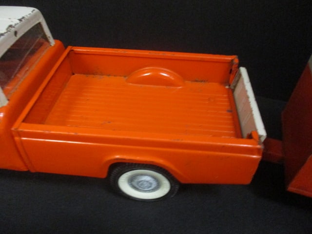 Vintage 1960's Nylint Pressed Steel Ford "U-Haul" Pickup and Trailer Toy Truck - 4