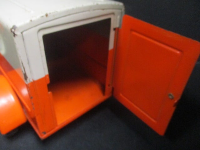Vintage 1960's Nylint Pressed Steel Ford "U-Haul" Pickup and Trailer Toy Truck - 5