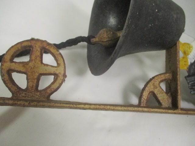 Handpainted Cast Iron Rooster Farm Bell - 4