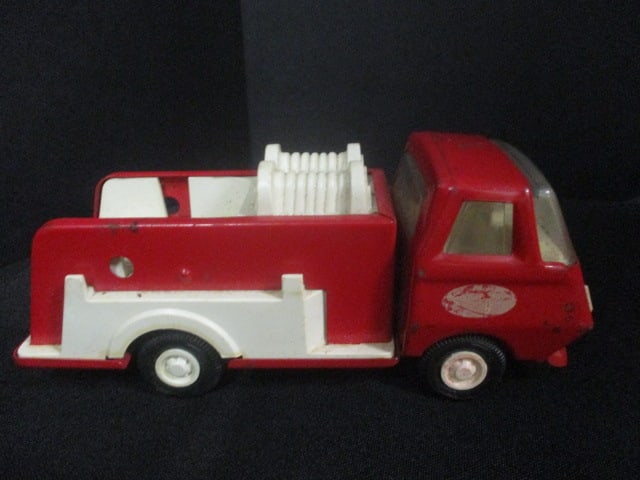 Old Metal Tonka Toy Fire Dept. Hose Truck and Ladder Truck - 2