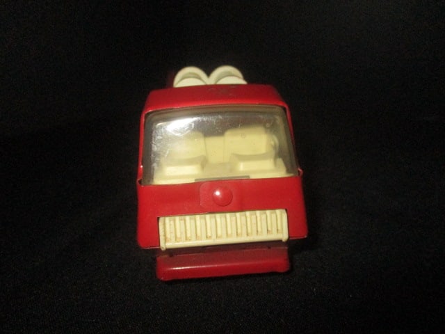 Old Metal Tonka Toy Fire Dept. Hose Truck and Ladder Truck - 4