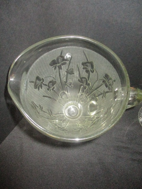 Circa 1930-40's Jeannette Glass Iris & Herringbone Pitcher and Goblet Set - 5