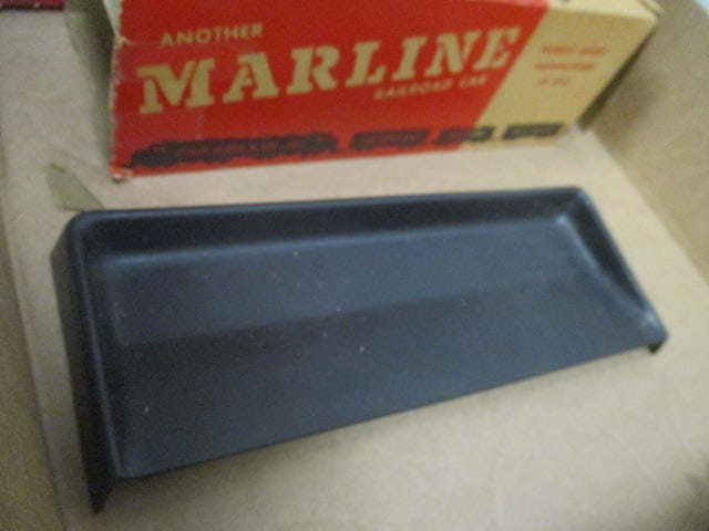 Two 1950's Marx Toy Train Cars with Boxes - 4
