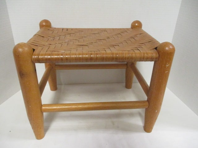 Vintage 1950-60's Split Oat Foot Stool: 14" x 11" x 11 1/2"