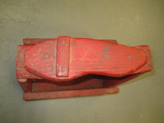 Antique Painted Red Rustic Shoe Shine Caddy - 3