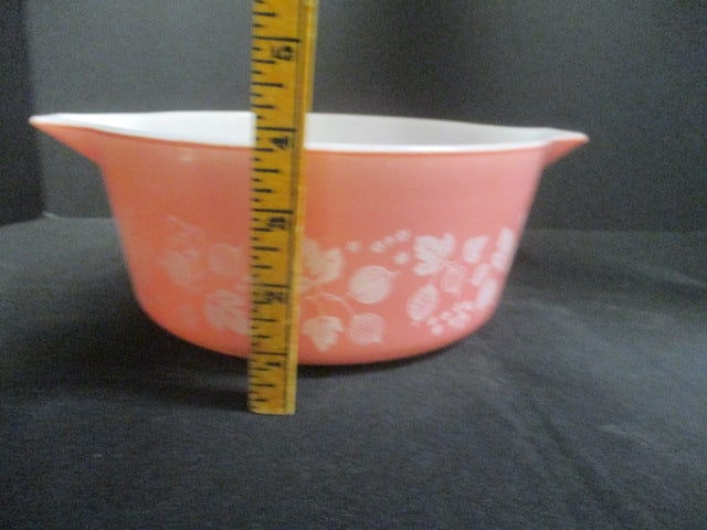 Vintage Pyrex Pink Gooseberry2 1/2 Quart Cinderella Bowl - 4