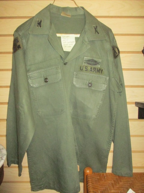1960's Vietnam Era Army 4th Infrantry Shirt with Patches: identification per consigner note