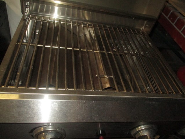 New Gourmet Stainless 2 Burner Table Top Gas Grill - 3