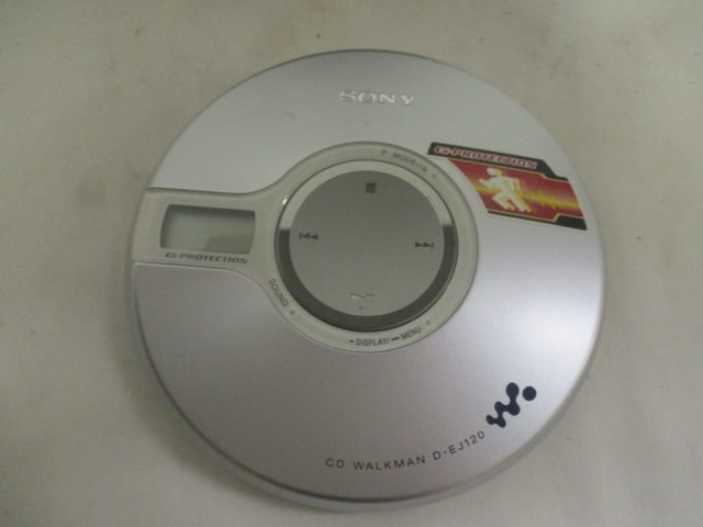 Sony CD Walkman Model D-EH120 with Earbuds and Headphones in Carry Case - 2