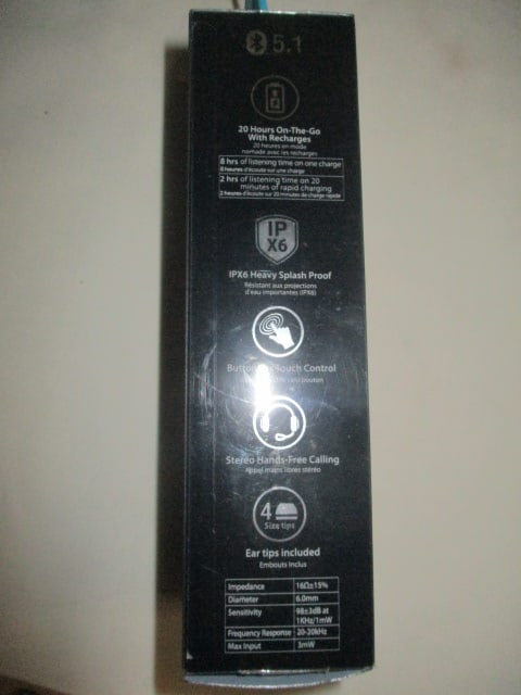 New Old Stock 2Boom Prime Bluetooth Headphones and iLuv Bluetooth Earbuds - 3