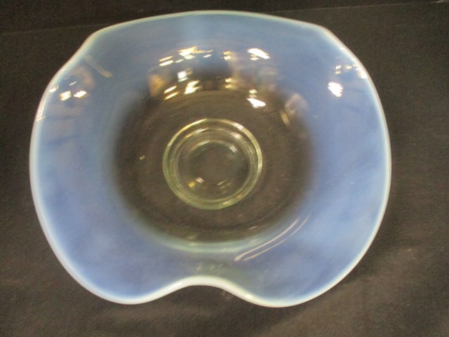 Nice Grouping of Vintage Glass Ware - 6