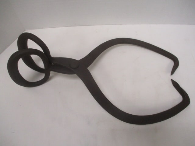 Antique Cast Iron Ice Tongs: .
