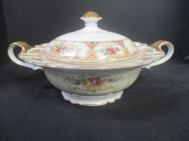 Circa 1930's Paul Muller-Selb "The Meadowbrook" Covered Dish: 11 3/4"w handle to handle, 6"h, marked S20 Bavaria, dating per consigner note