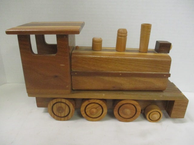 Vintage Batavia H.J. Gorczynski Wooden Train Locomotive: 16" long, per consigner note 1960-70's New York