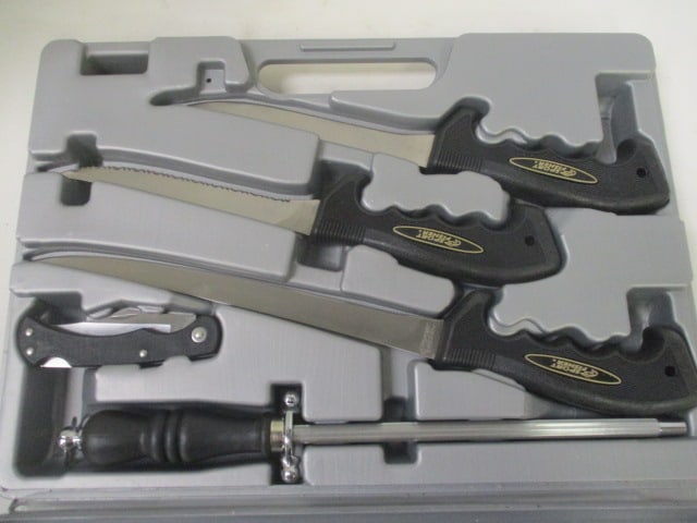Sport Fisher 5 Piece Knife Set in Hard Plastic Storage Case - 2
