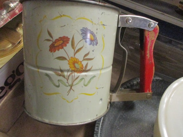 Vintage Kitchen Grouping-Glass Rolling Pin, Fire King "Tulips" Grease Jar, Graniteware - 4