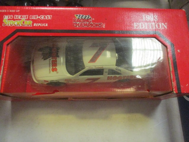 1993 Racing Champions 1:24 Scale NASCAR Diecasts in Original Boxes - 3