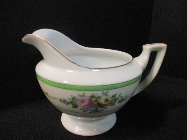 51 Pieces of Handpainted China Made in Japan - 4