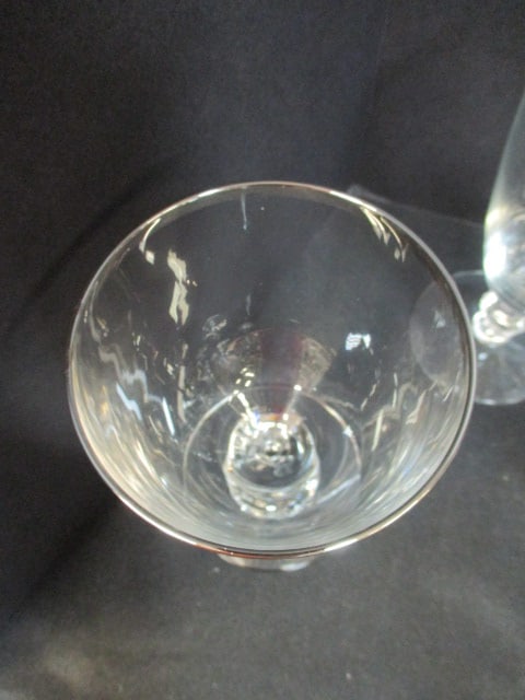 Dorothy Thorpe Style Crystal Stemware - 3