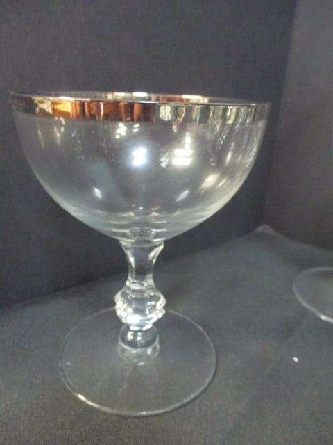 Dorothy Thorpe Style Crystal Stemware - 4