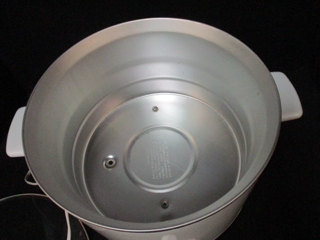 West Bend "The Crockery" Slow Cooker - 4